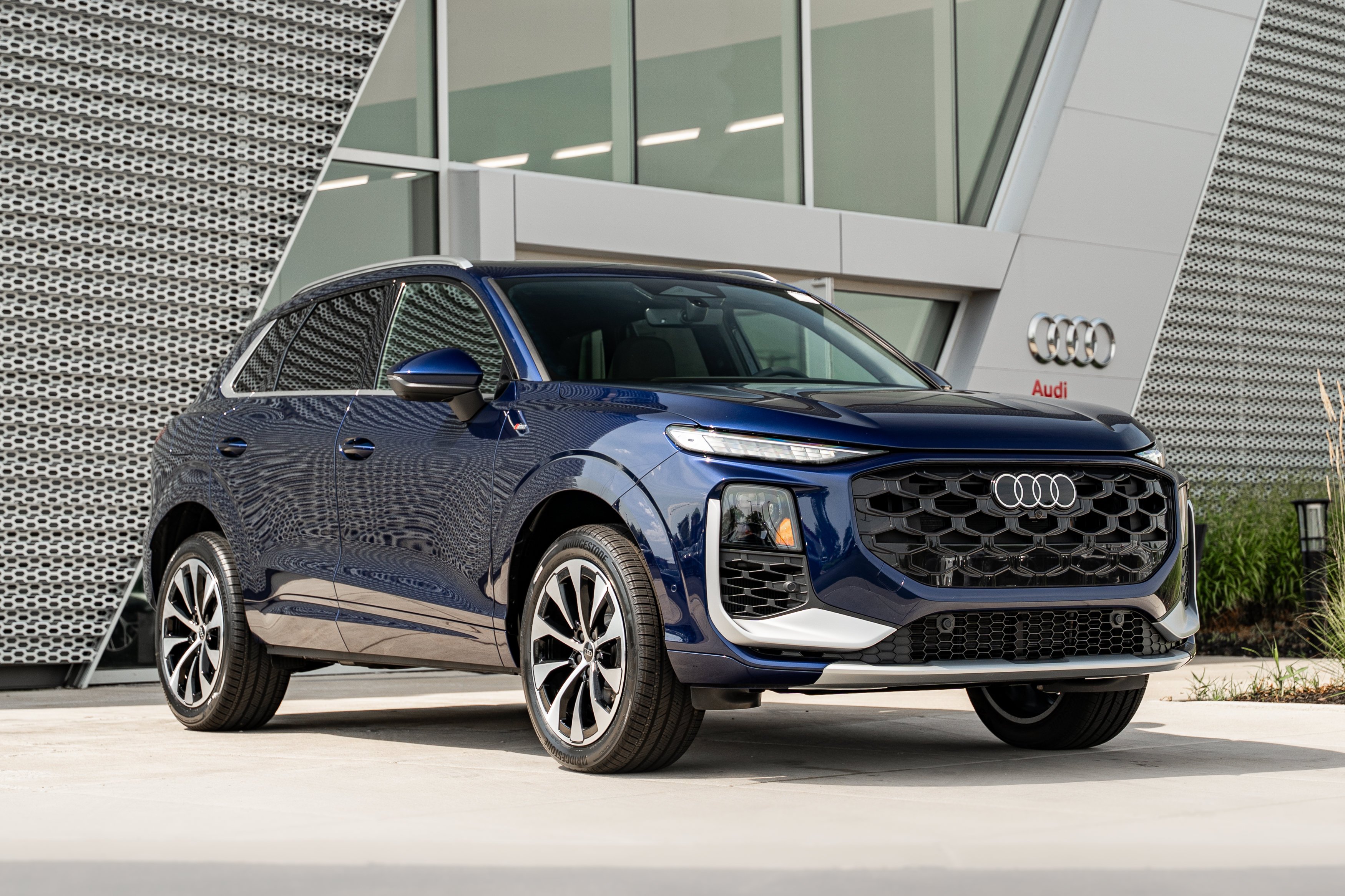 New 2026 Navarra Audi S line image 1