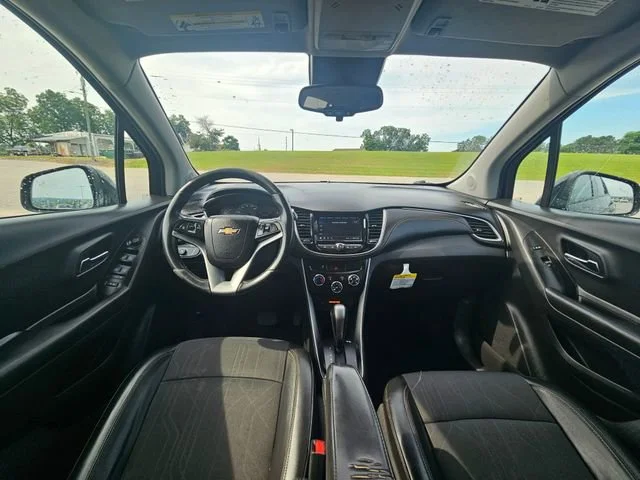 Used 2022 Mosaic Black Metallic Chevrolet LT image 12