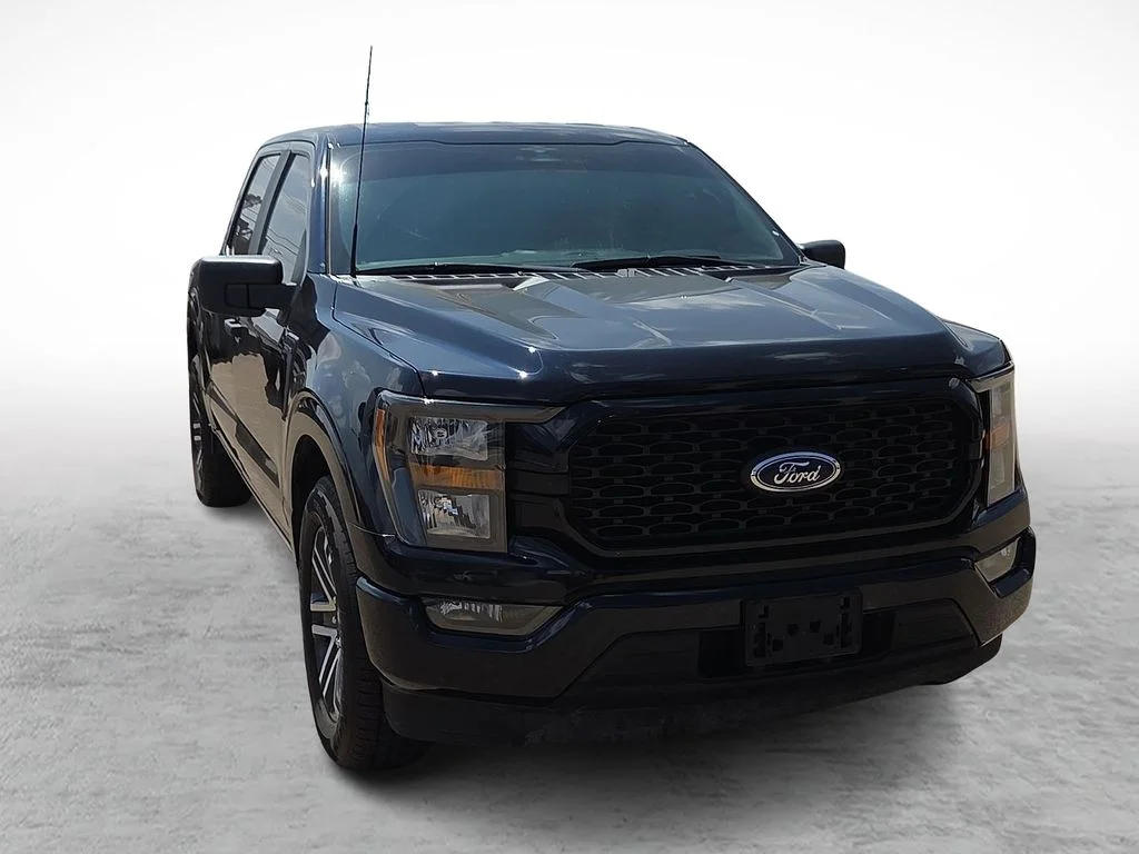 Used 2023 Blue Ford XL image 2