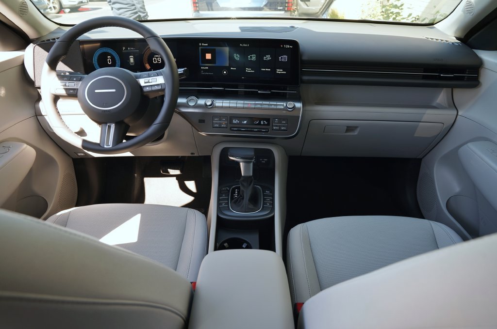 New 2027 Ecotronic Gray Pearl Hyundai SEL Sport image 32