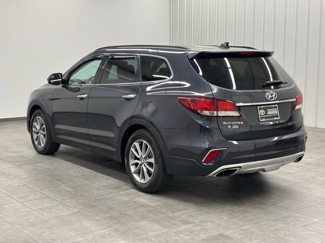 Used 2017 Night Sky Pearl Hyundai SE image 4
