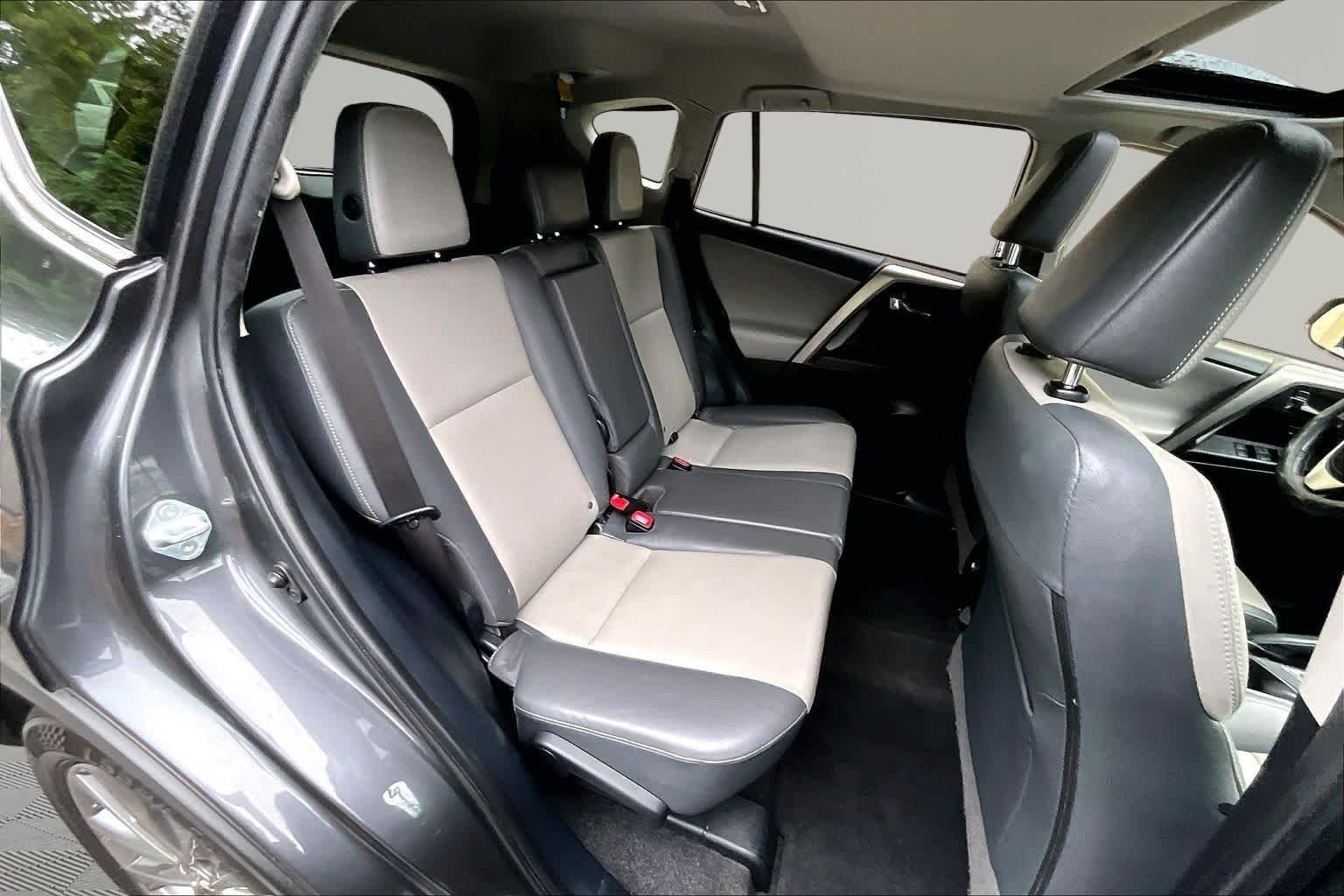 Used 2015 Magnetic Gray Metallic Toyota Limited image 20