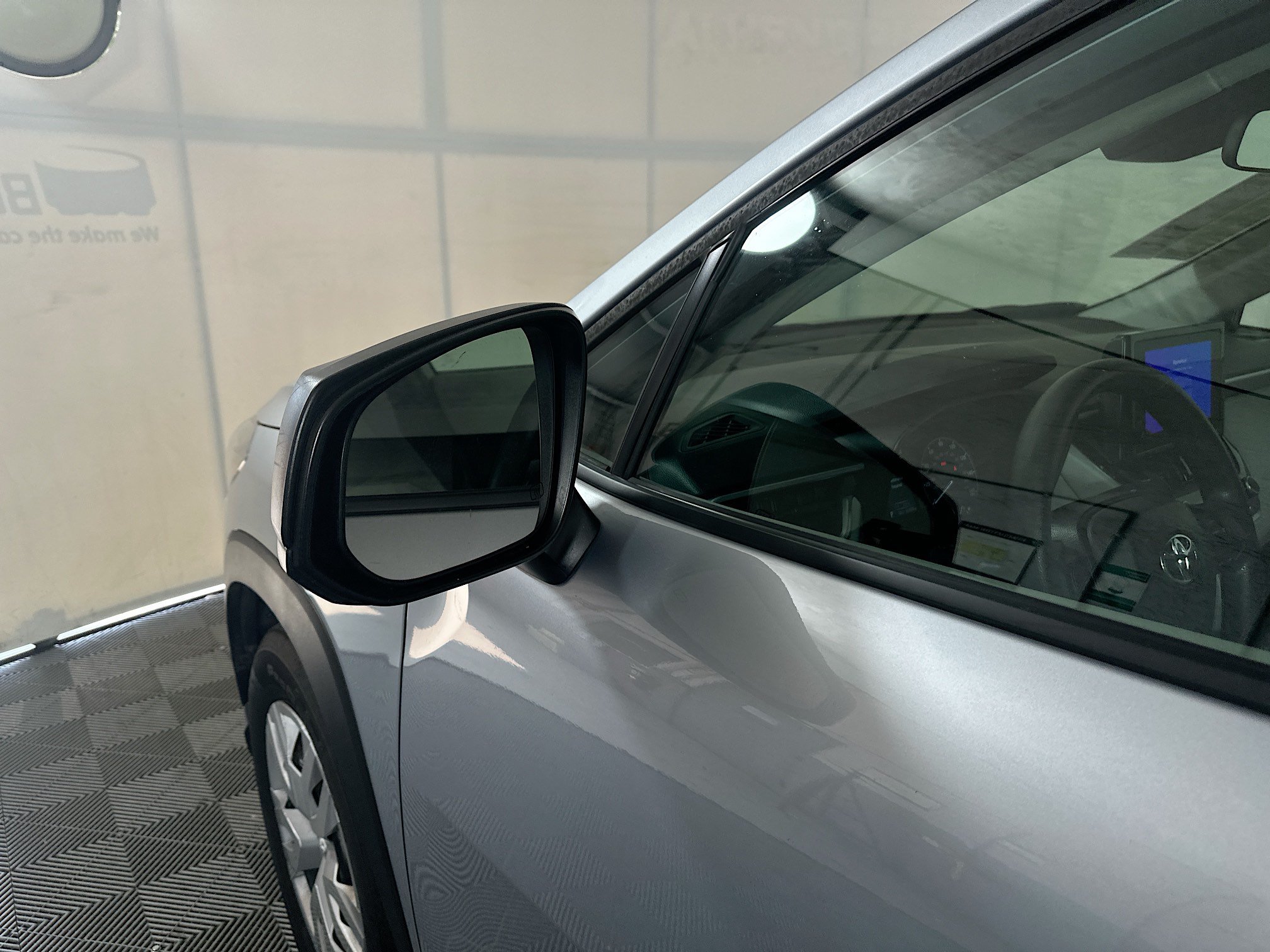 Used 2023 Silver Toyota L image 10