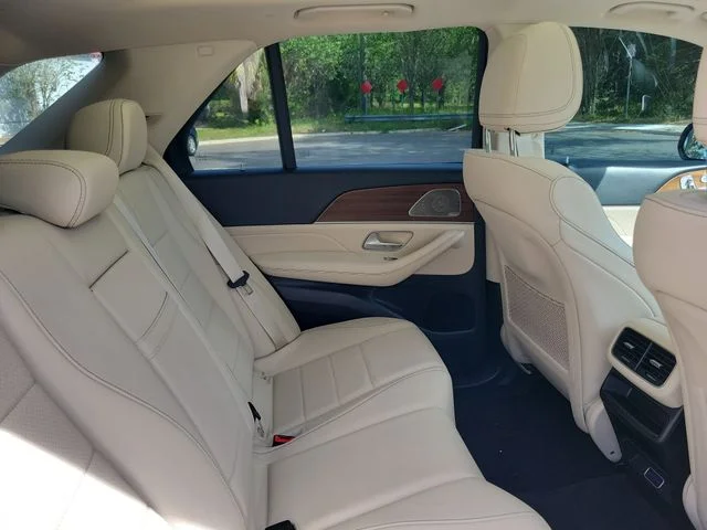 Used 2024  Mercedes-Benz GLE 450 image 35