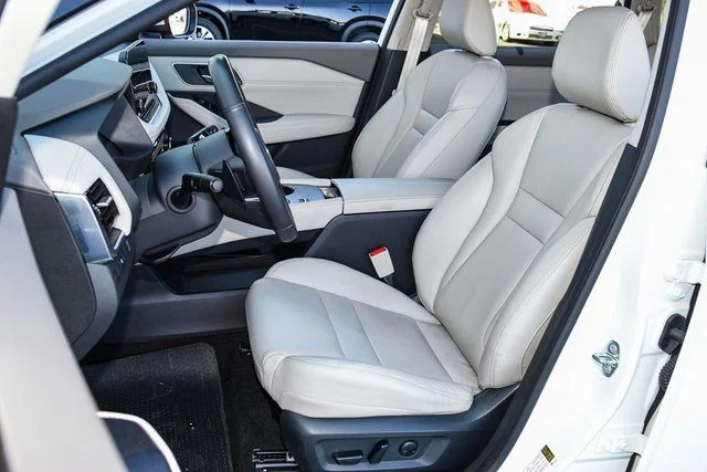 2023 Nissan Rogue SL - Photo 15