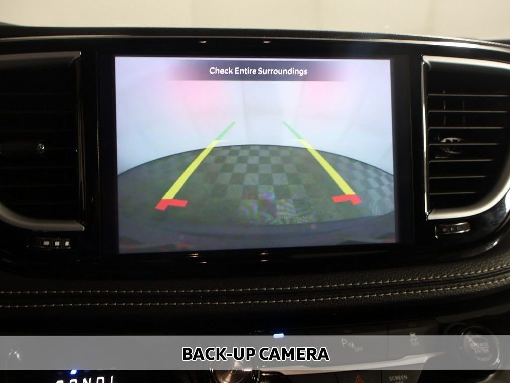 Used 2023 Black Chrysler Limited image 7