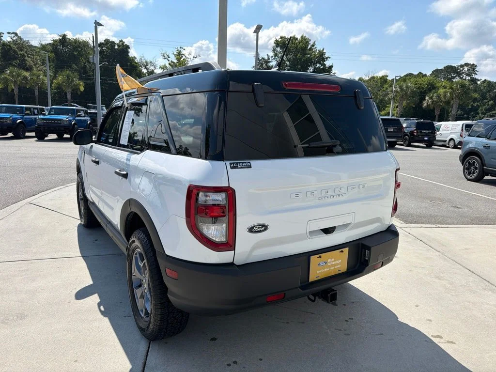 Certified Used 2024 Oxford White Ford Badlands image 5