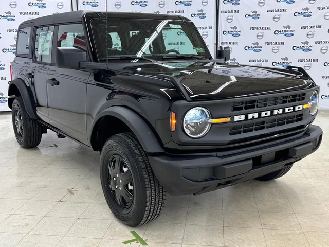 2025 Ford Bronco Base
