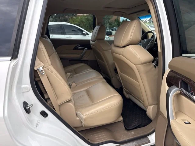 Used 2013  Acura Technology image 6