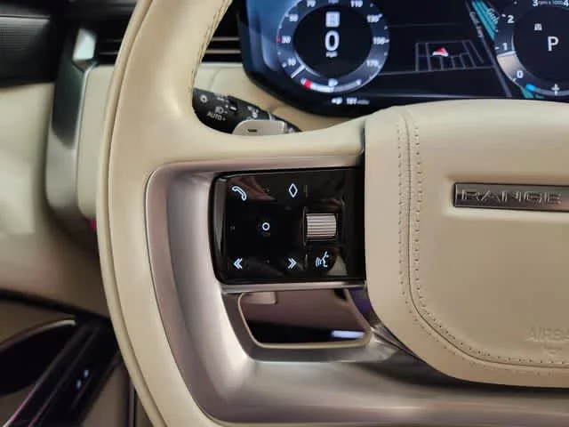 Used 2023 Belgravia Green Metallic Land Rover Autobiography image 27