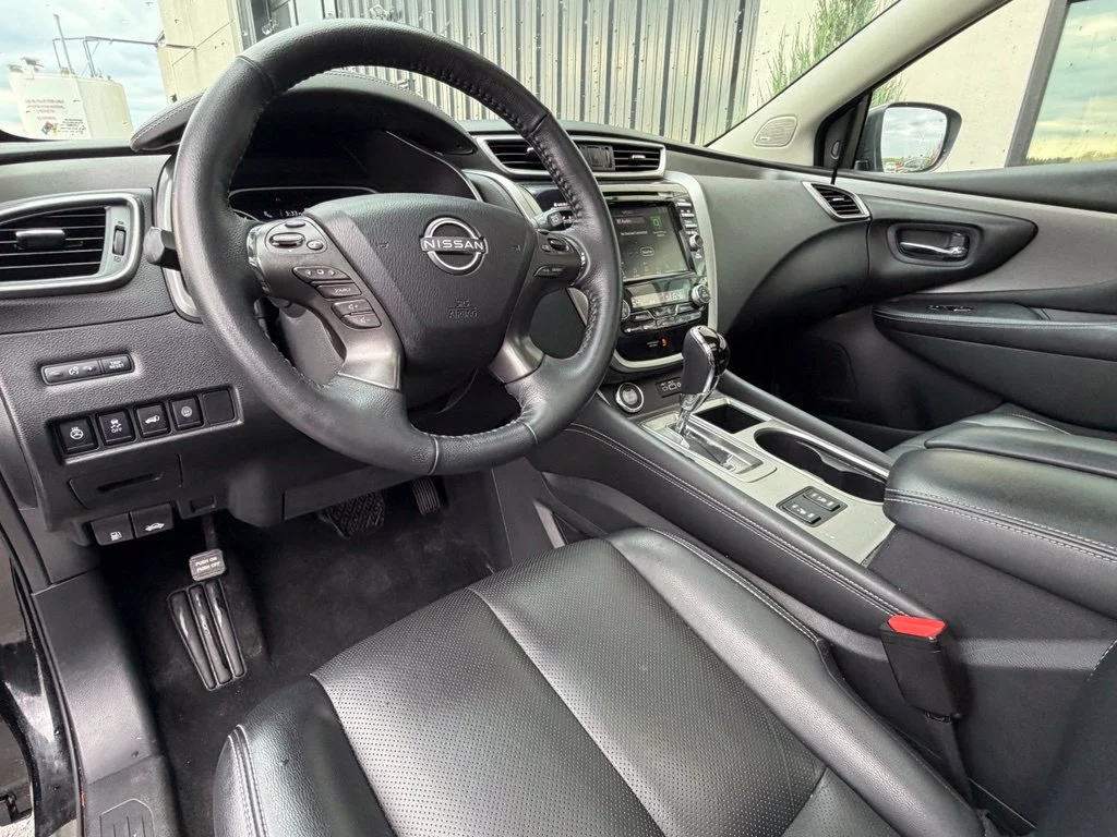 Used 2023 Black Nissan SL image 7