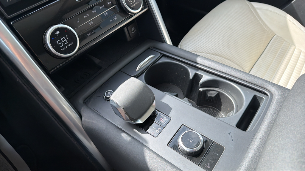 Used 2024 Blue Land Rover S image 21