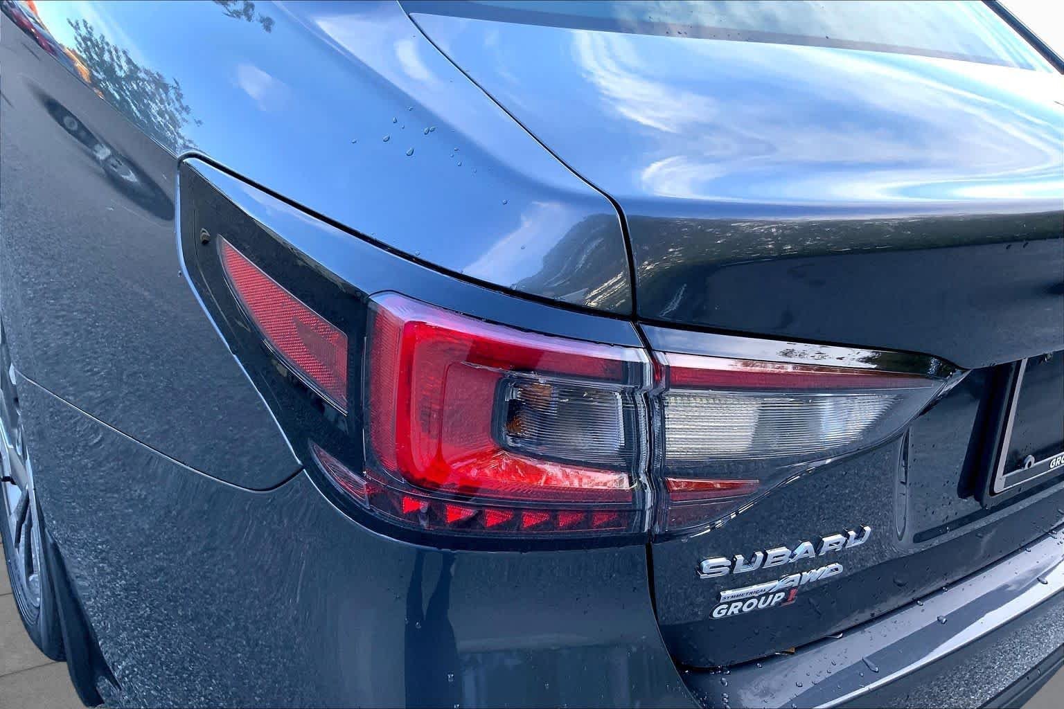 Used 2025 Magnetite Gray Metallic Subaru Limited image 28