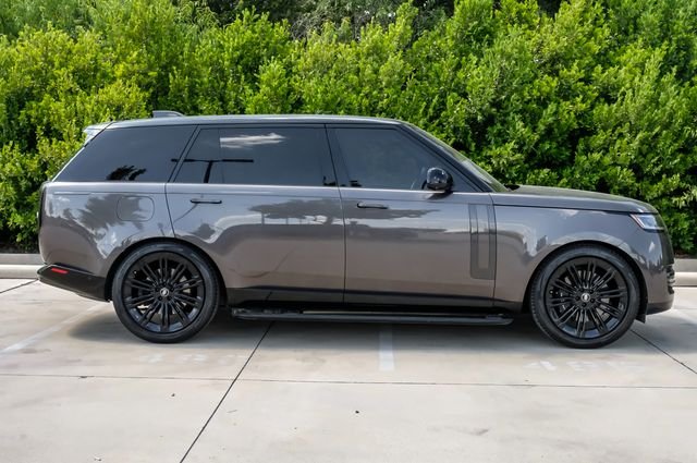 Used 2022 Gray Land Rover First Edition image 10