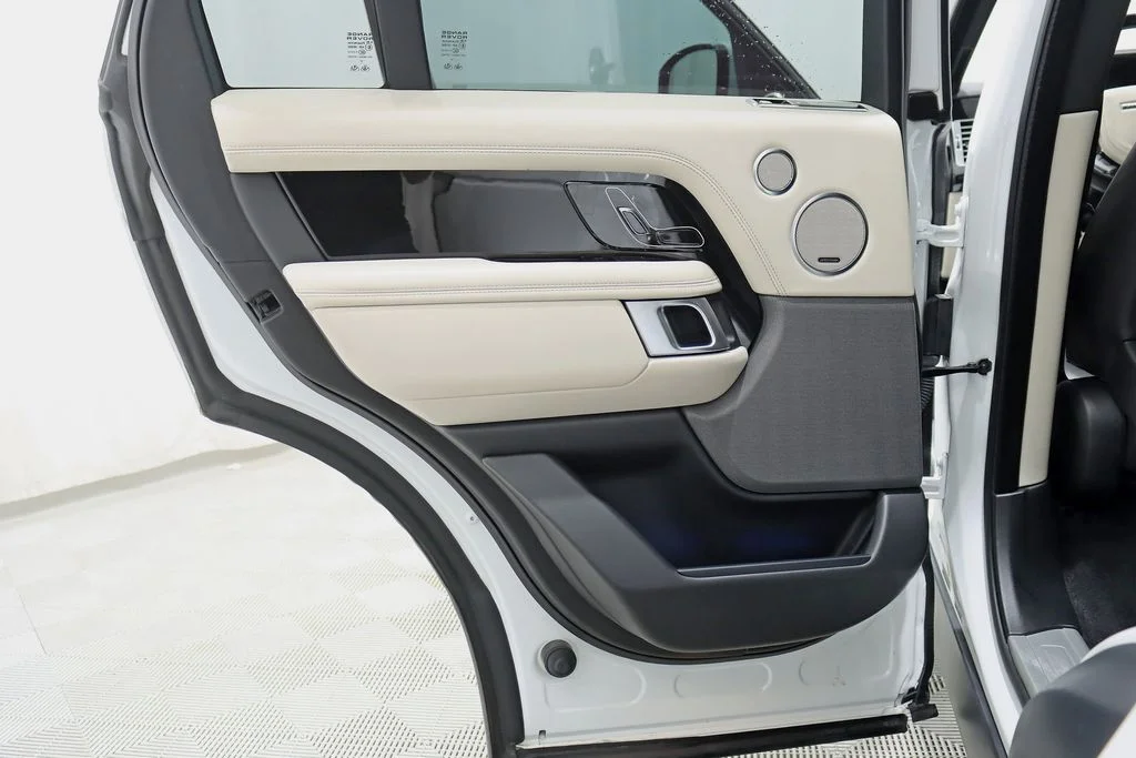 Used 2022  Land Rover Westminster image 34