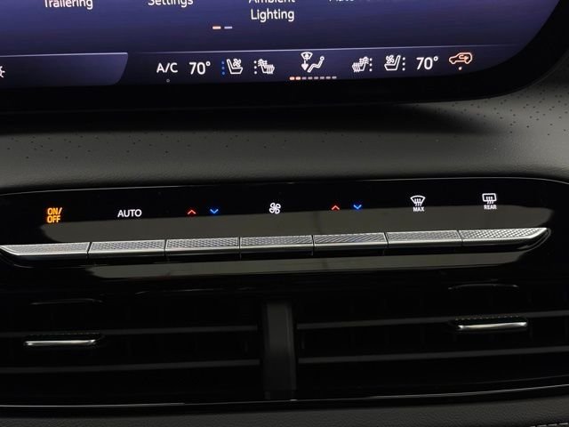 New 2026 Moonstone Gray Metallic Buick Avenir image 32
