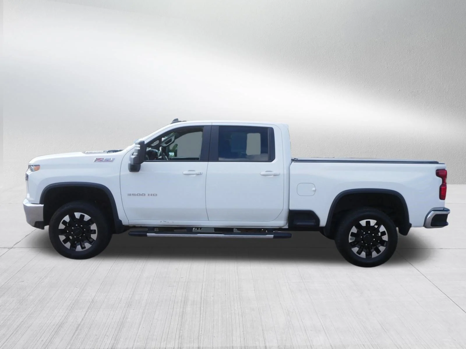 Used 2020 Summit White Chevrolet LT image 4