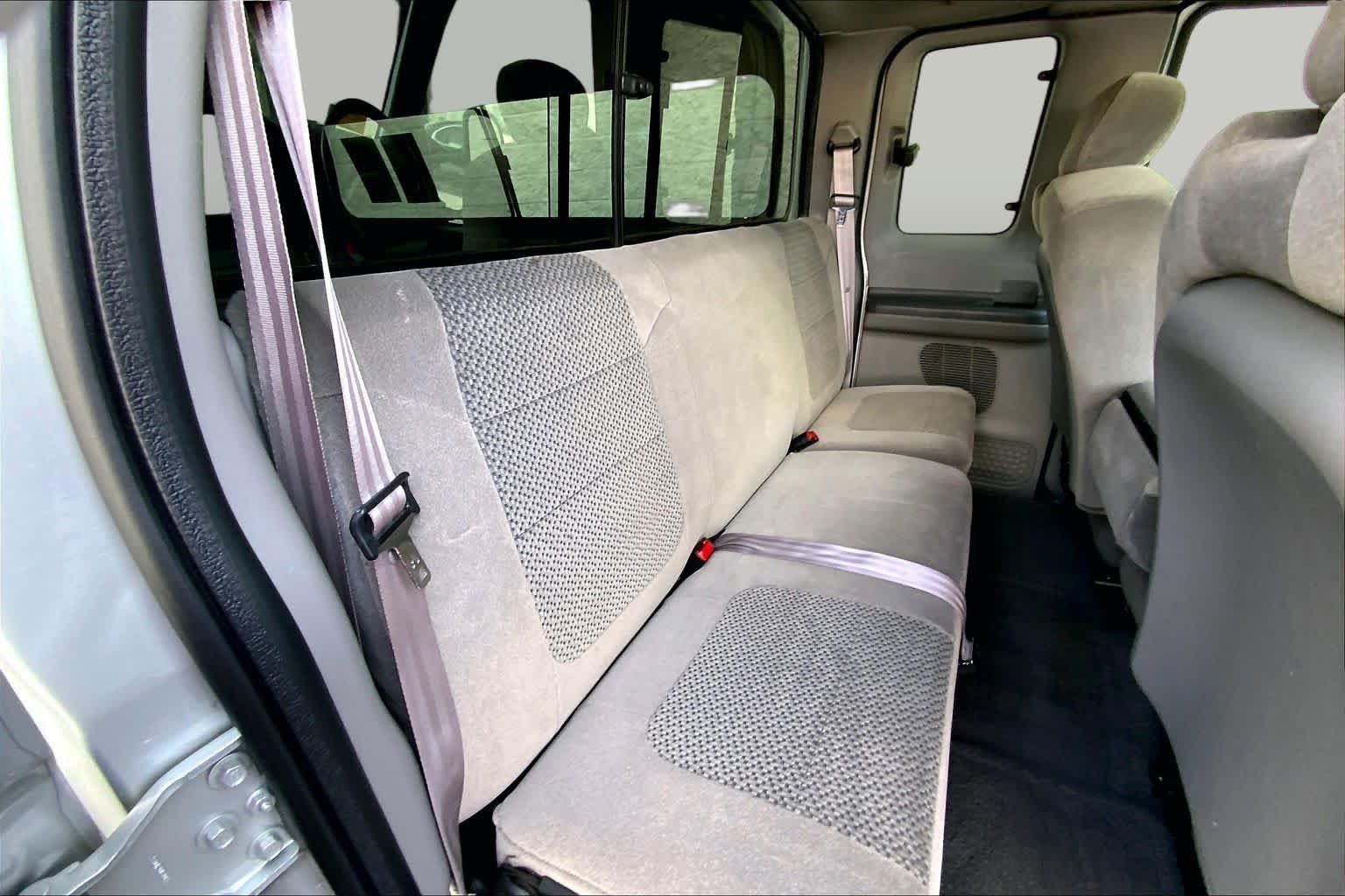 Used 2001 Platinum Ford XLT image 18