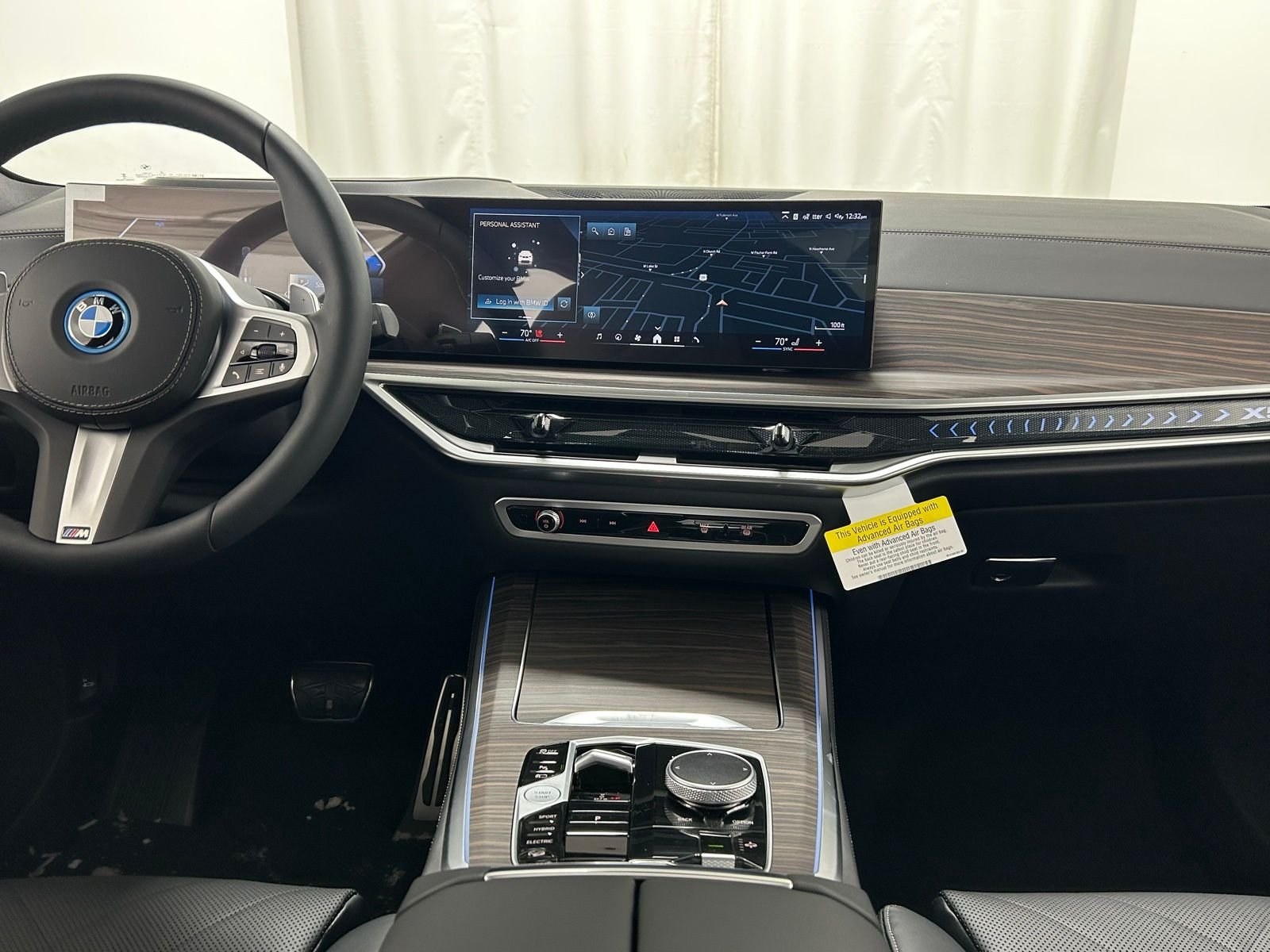 New 2026 Dravit Gray Metallic BMW xDrive50e image 9