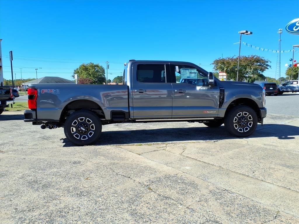 2026 Ford F-250 Super Duty Platinum - Photo 21