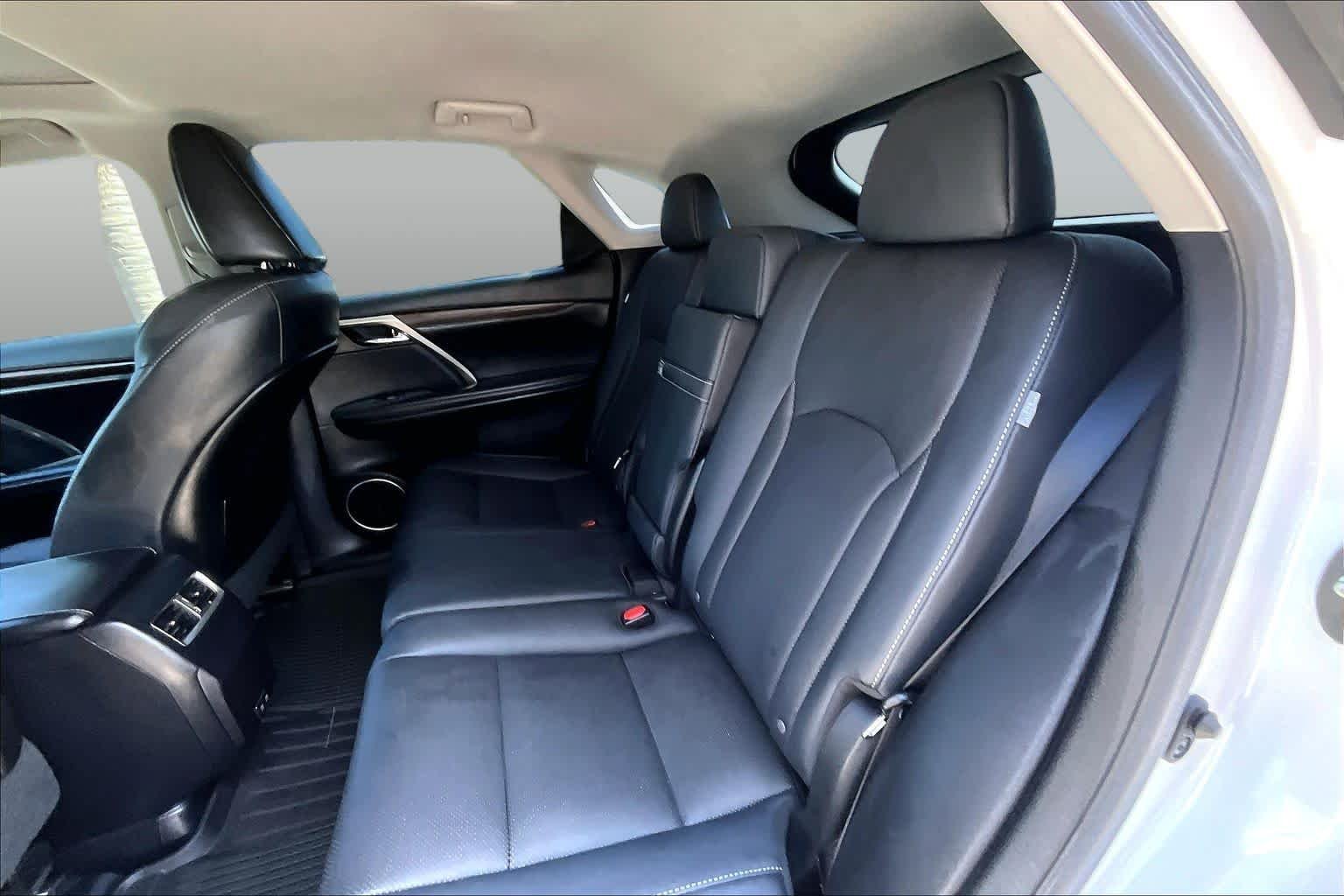 Used 2022 Eminent White Pearl Lexus  image 21