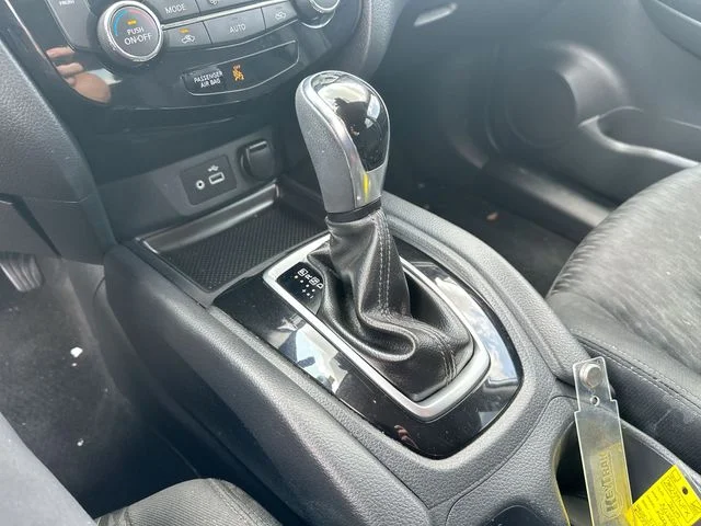 Used 2019 Silver Nissan SV image 17