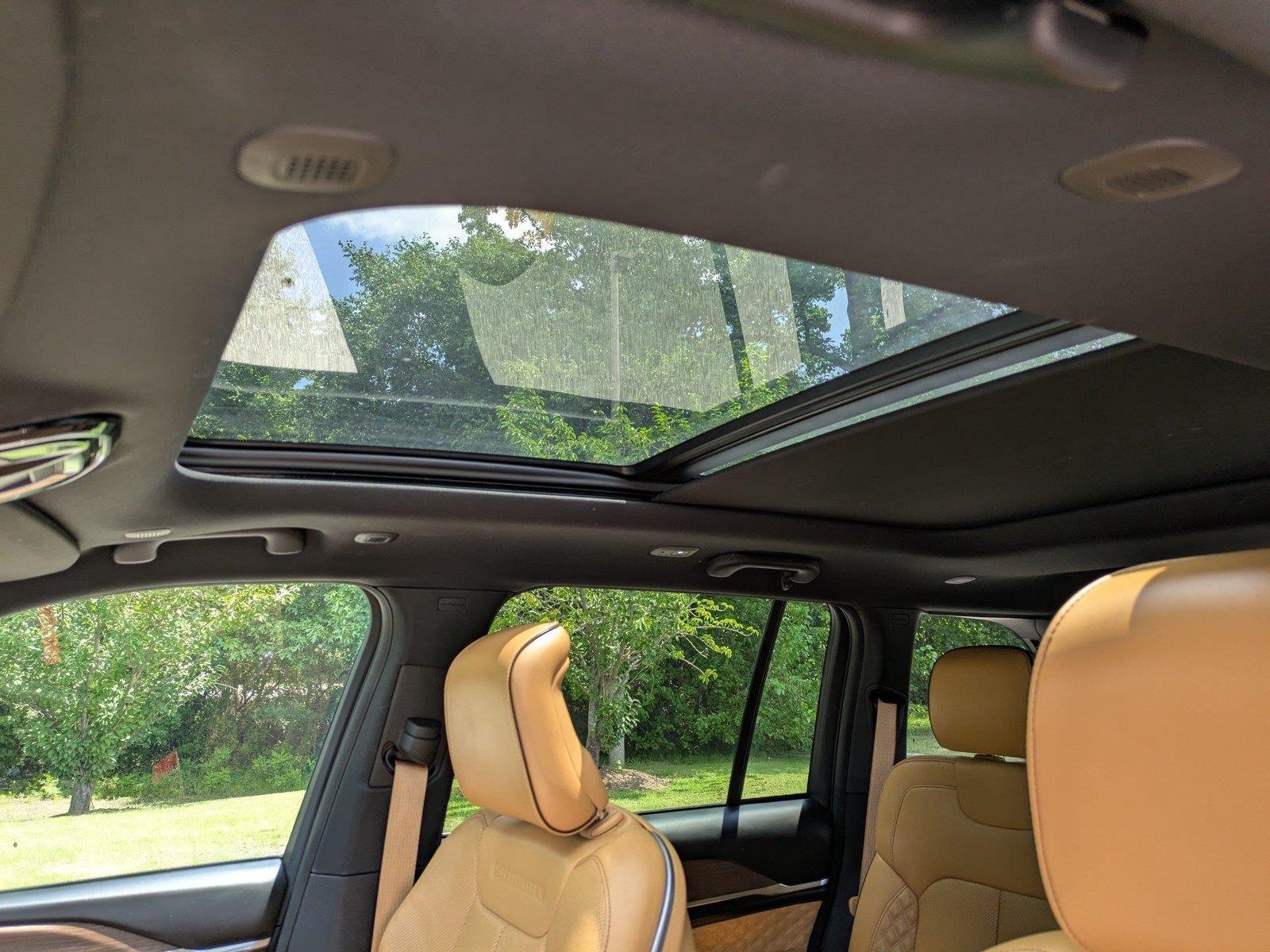 Used 2023 Diamond Black Crystal Pearlcoat Jeep Summit image 20