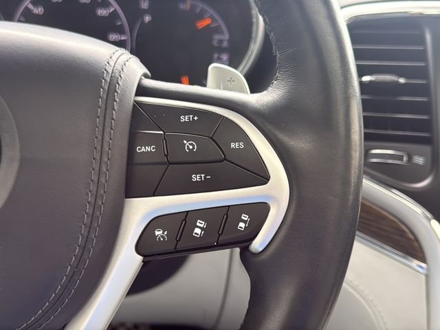 Used 2018 Black Jeep Summit image 21