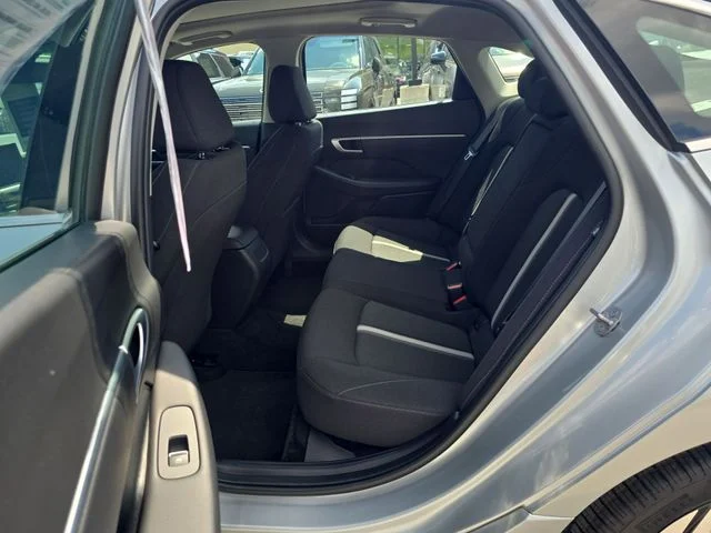 Used 2024 Silver Hyundai SEL image 22