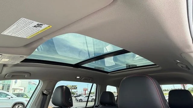 New 2026 White Volkswagen 2.0T Peak Edition image 6