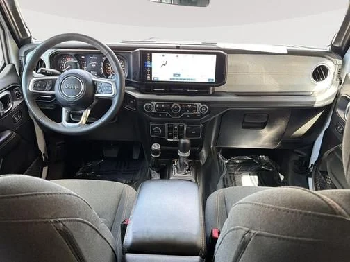 Used 2024 White Jeep Sahara image 10