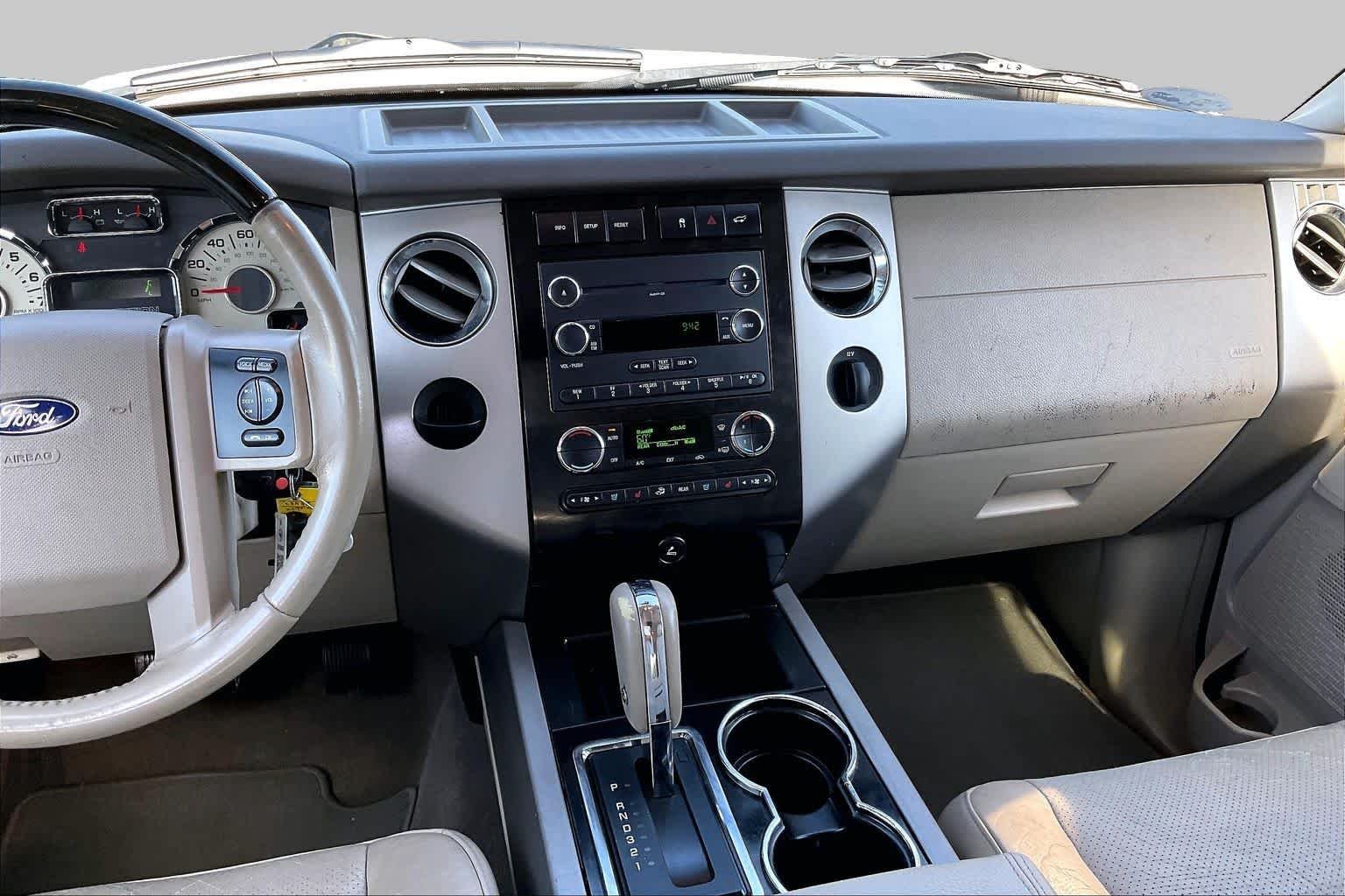 Used 2011 White Platinum Metallic Ford Limited image 6