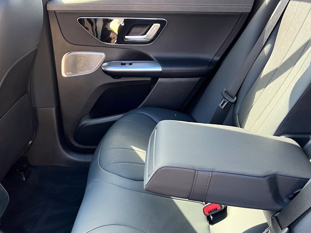 Certified Used 2023  Mercedes-Benz 350 SUV image 23