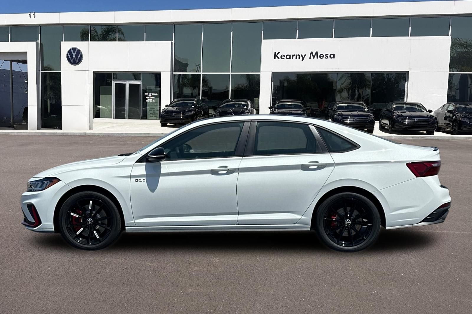 New 2026 Pure White Volkswagen 2.0T Autobahn image 7