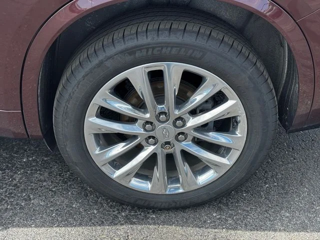 Certified Used 2022  Cadillac Premium Luxury image 11