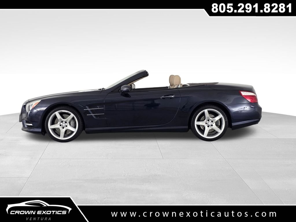 Used 2014  Mercedes-Benz SL 550 image 4
