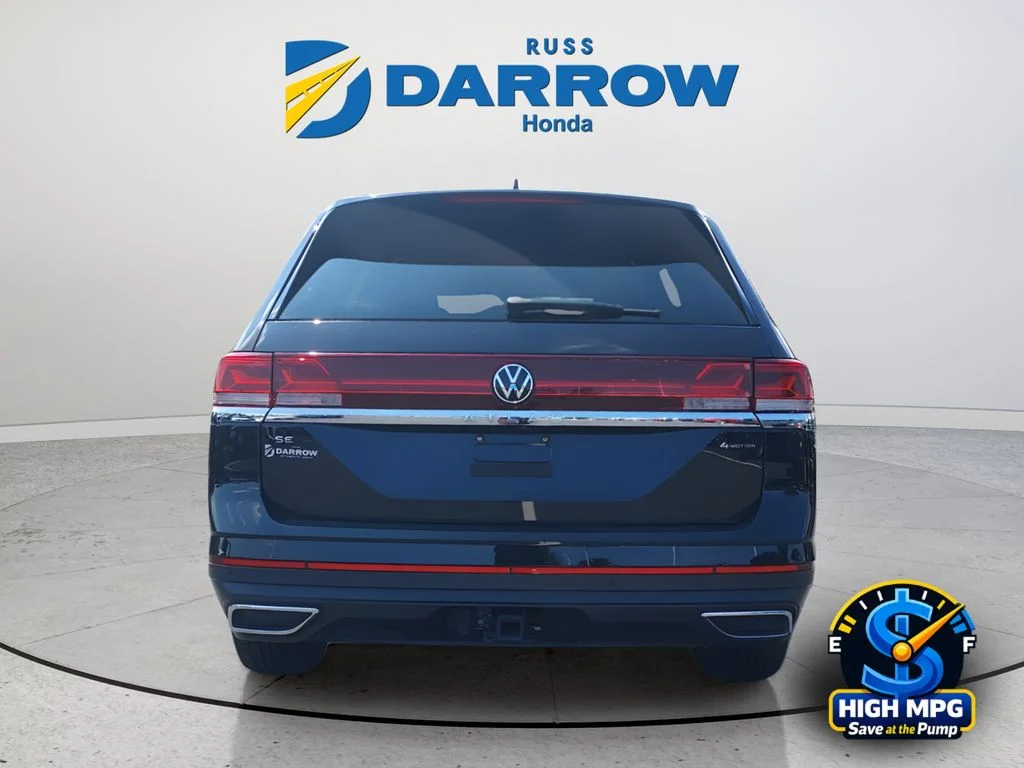 Used 2024 Red Volkswagen 2.0T SE w/Technology image 4