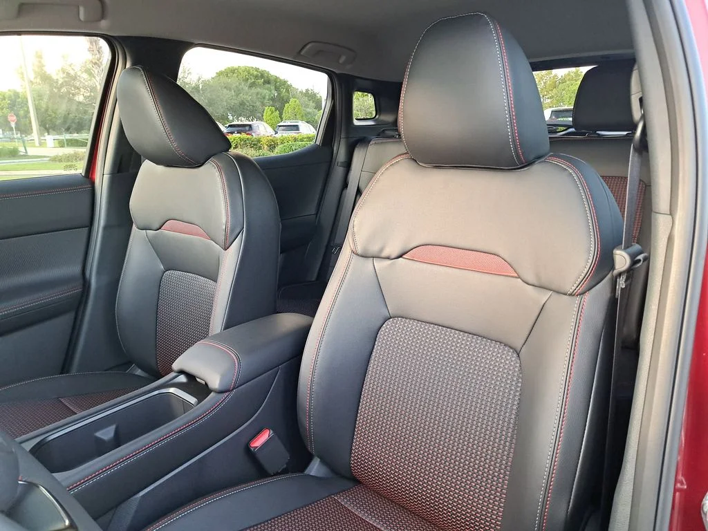2026 Nissan KICKS SR - Photo 20