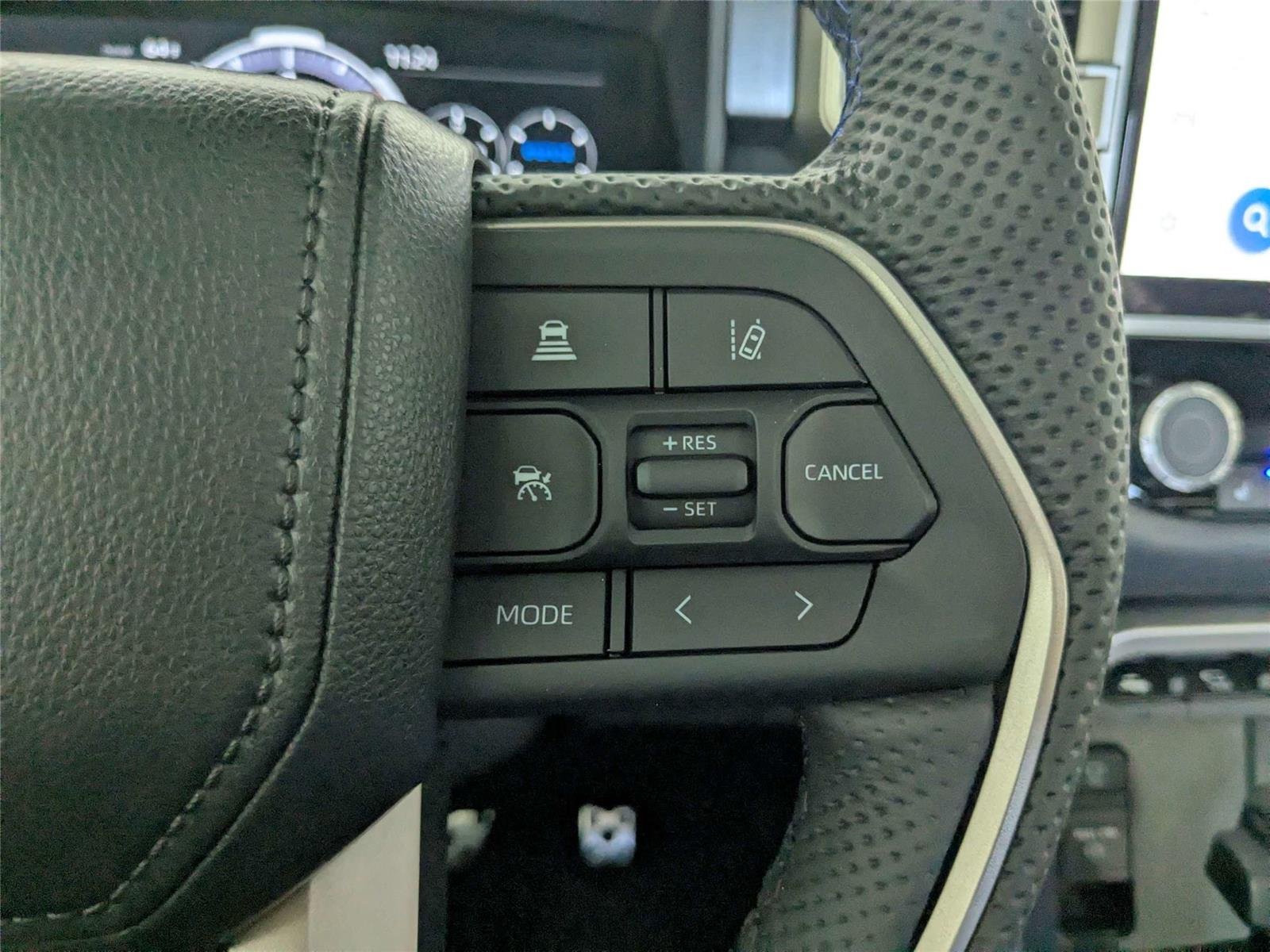 2026 Toyota Tundra Platinum - Photo 16