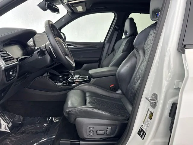 Used 2024 White BMW M image 21