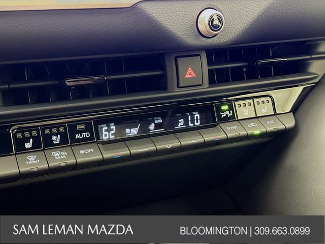 2025 Toyota Crown Platinum - Photo 16