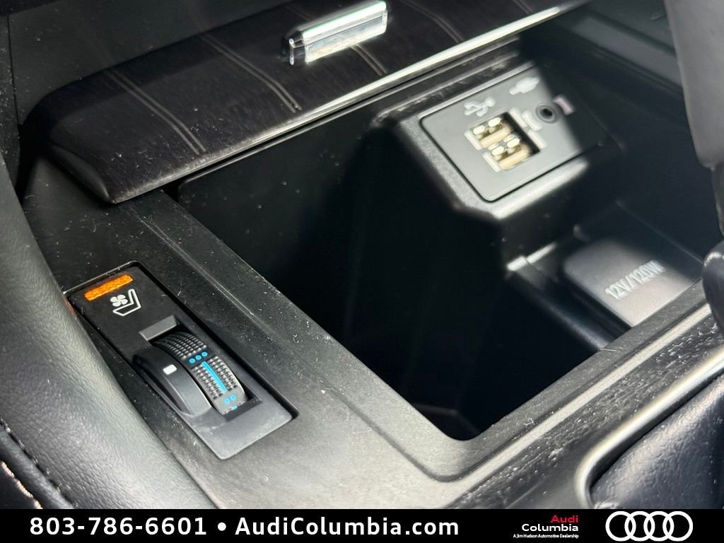 Used 2023 Black Lexus 460 image 34