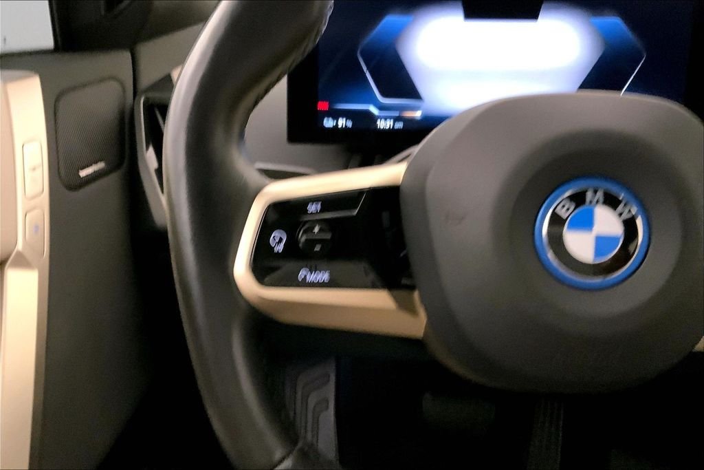 Used 2024 Dark Graphite Metallic BMW  image 17