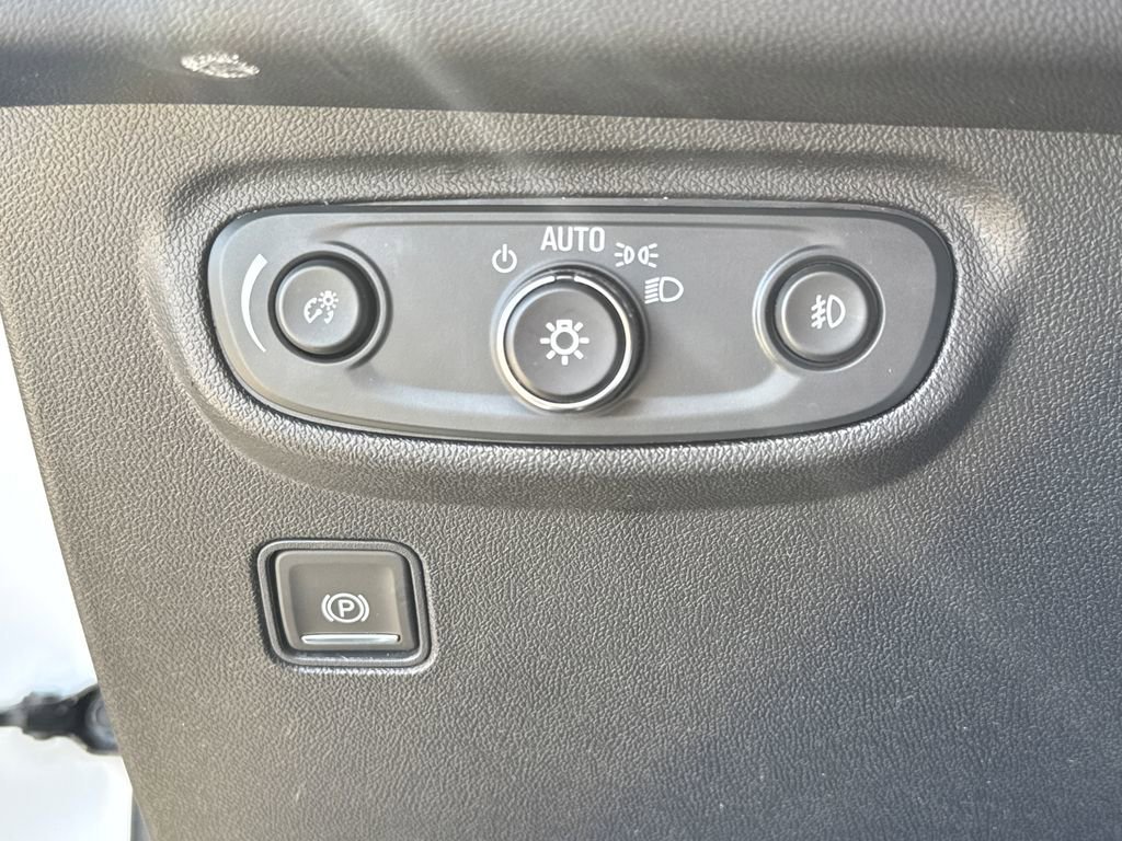 2024 GMC Terrain SLT - Photo 28