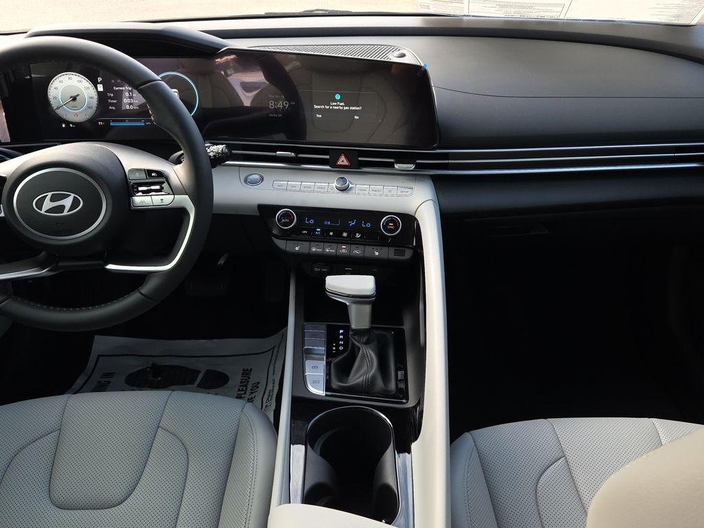 New 2025 Silver Hyundai Limited image 10