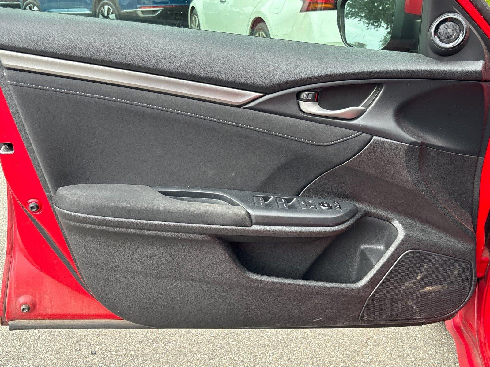 Used 2020 Rallye Red Honda EX image 12