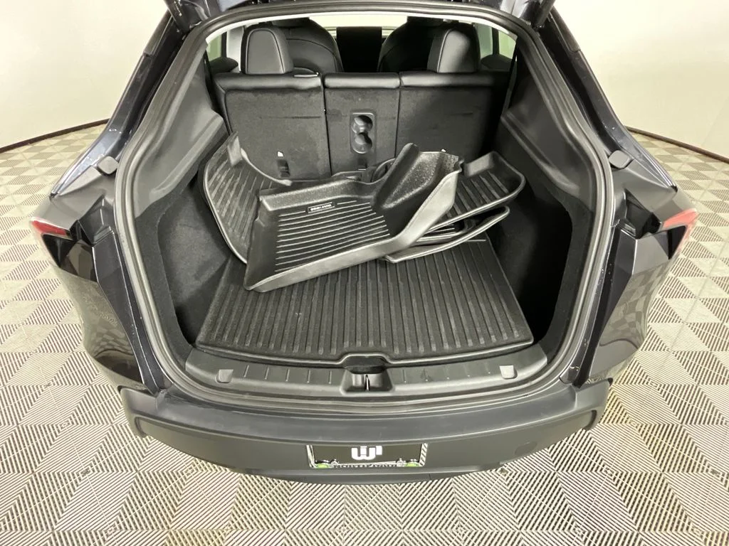 Used 2026 Green Tesla Long Range image 26