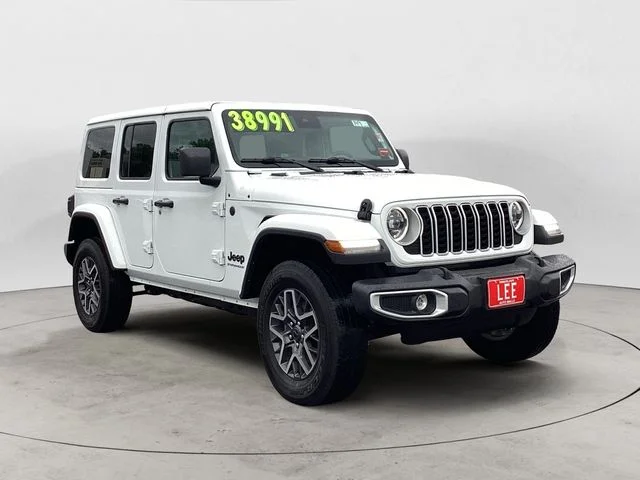 Certified Used 2025 Bright White Clearcoat Jeep Sahara image 7