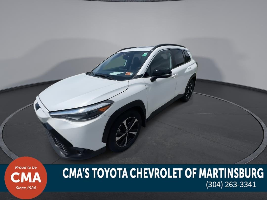 Used 2025 Wind Chill Pearl Toyota XSE image 4