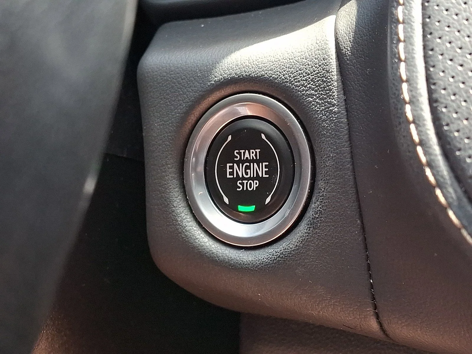Used 2021 Black Chevrolet Premier image 24